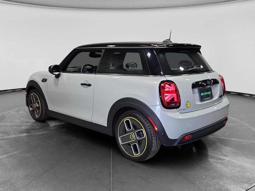 mini hardtop 2 door 2022 WMW13DJ03N2P79419 image mini hardtop 2 door 2022 WMW13DJ03N2P79419 image